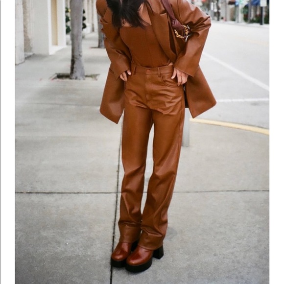 Zara faux leather pants - Picture 1 of 6